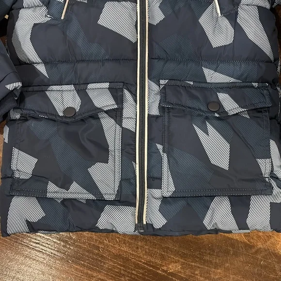 Puffer Coat with Hood - Picture 4 of 15